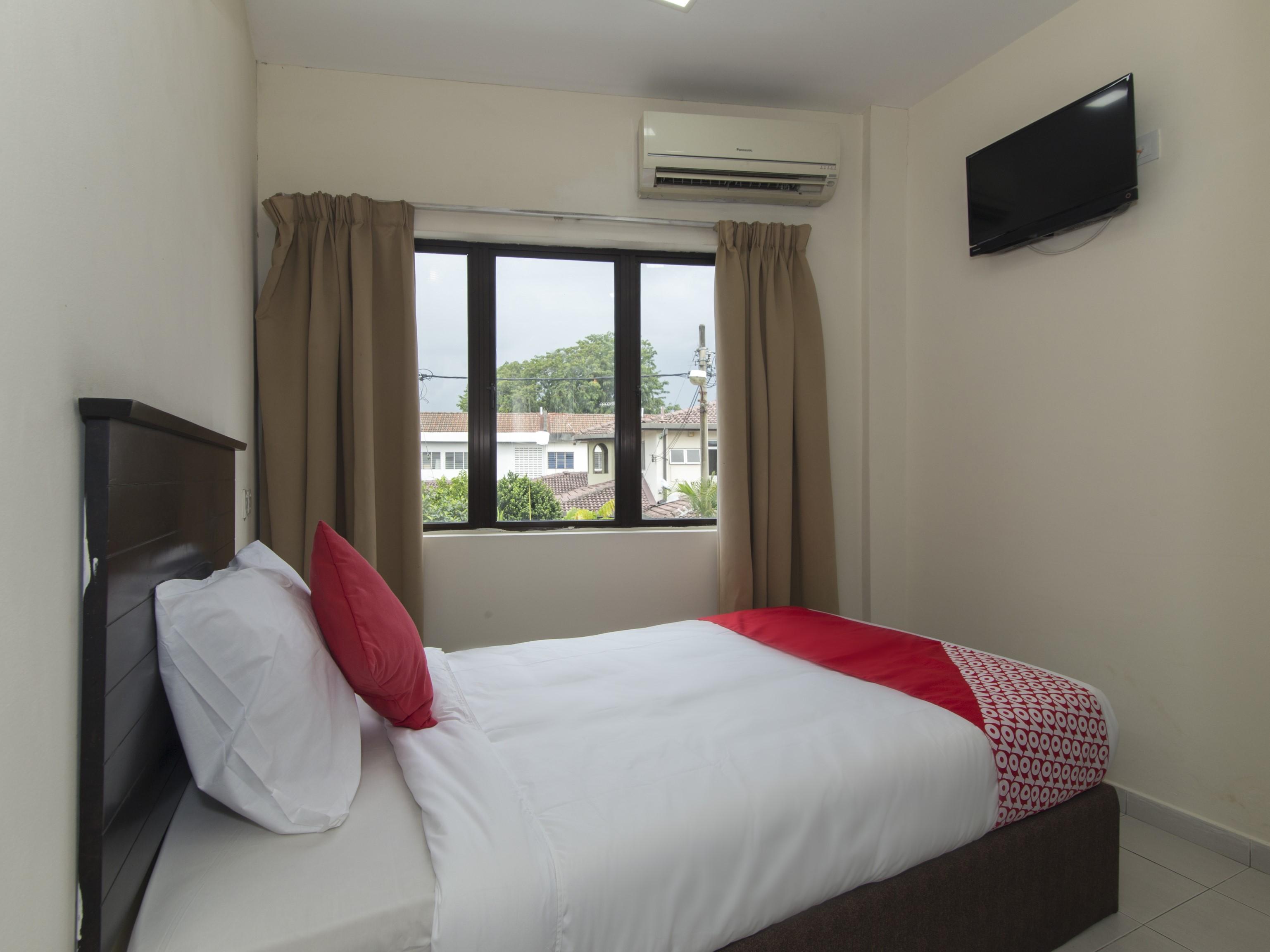 Oyo 91130 Hotel 91 Bukit Mewah Kajang Esterno foto