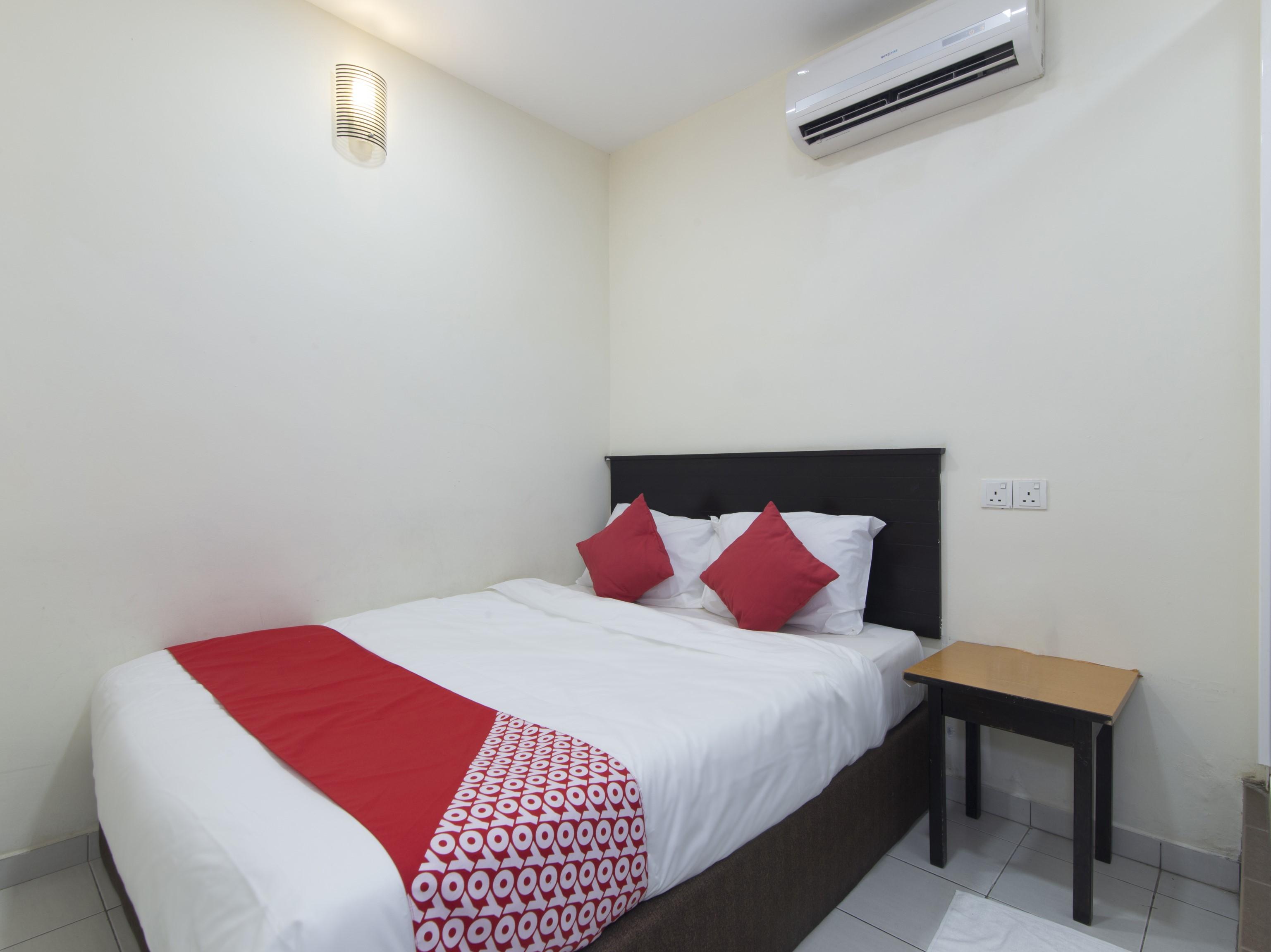 Oyo 91130 Hotel 91 Bukit Mewah Kajang Esterno foto