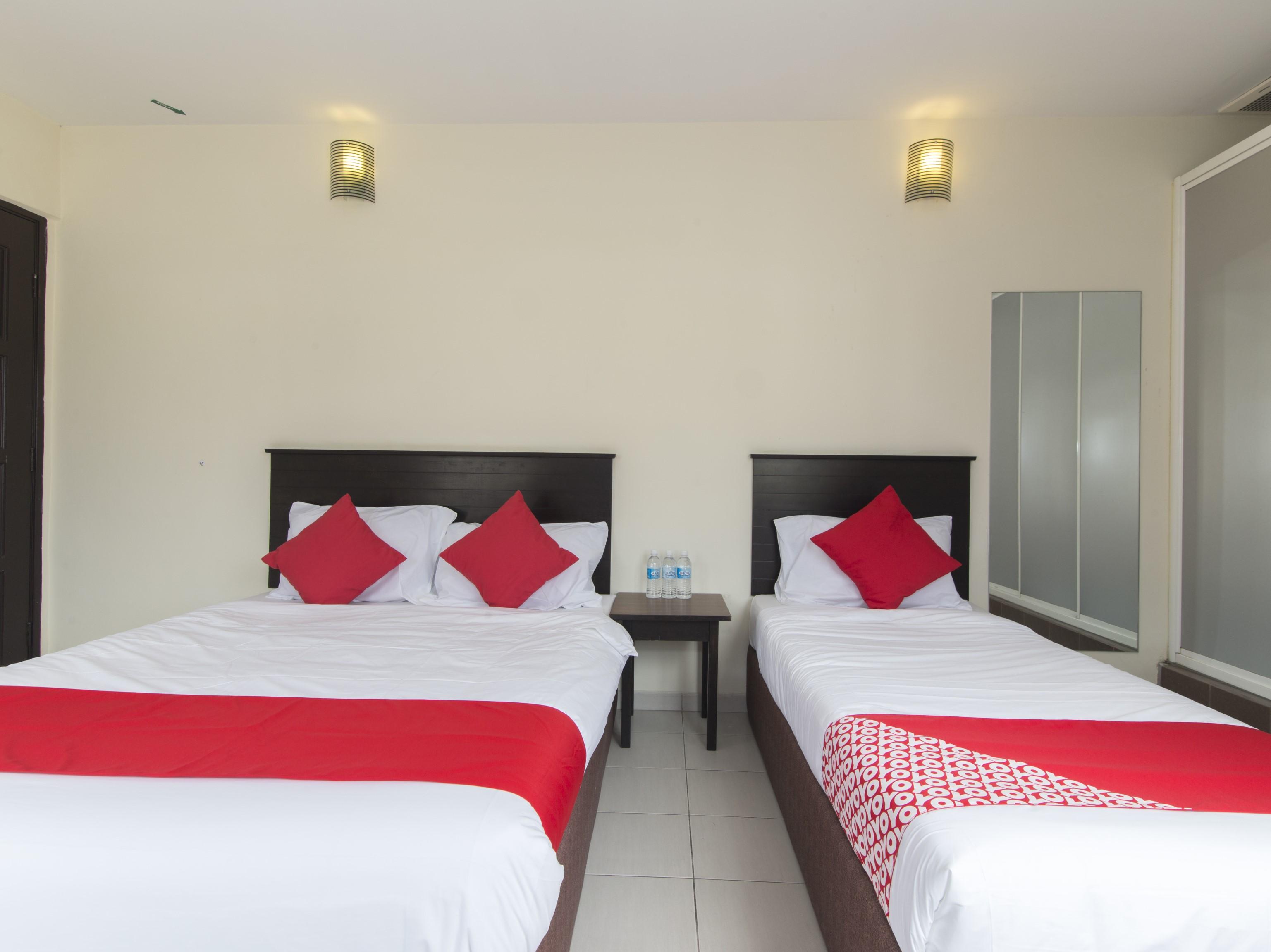 Oyo 91130 Hotel 91 Bukit Mewah Kajang Esterno foto