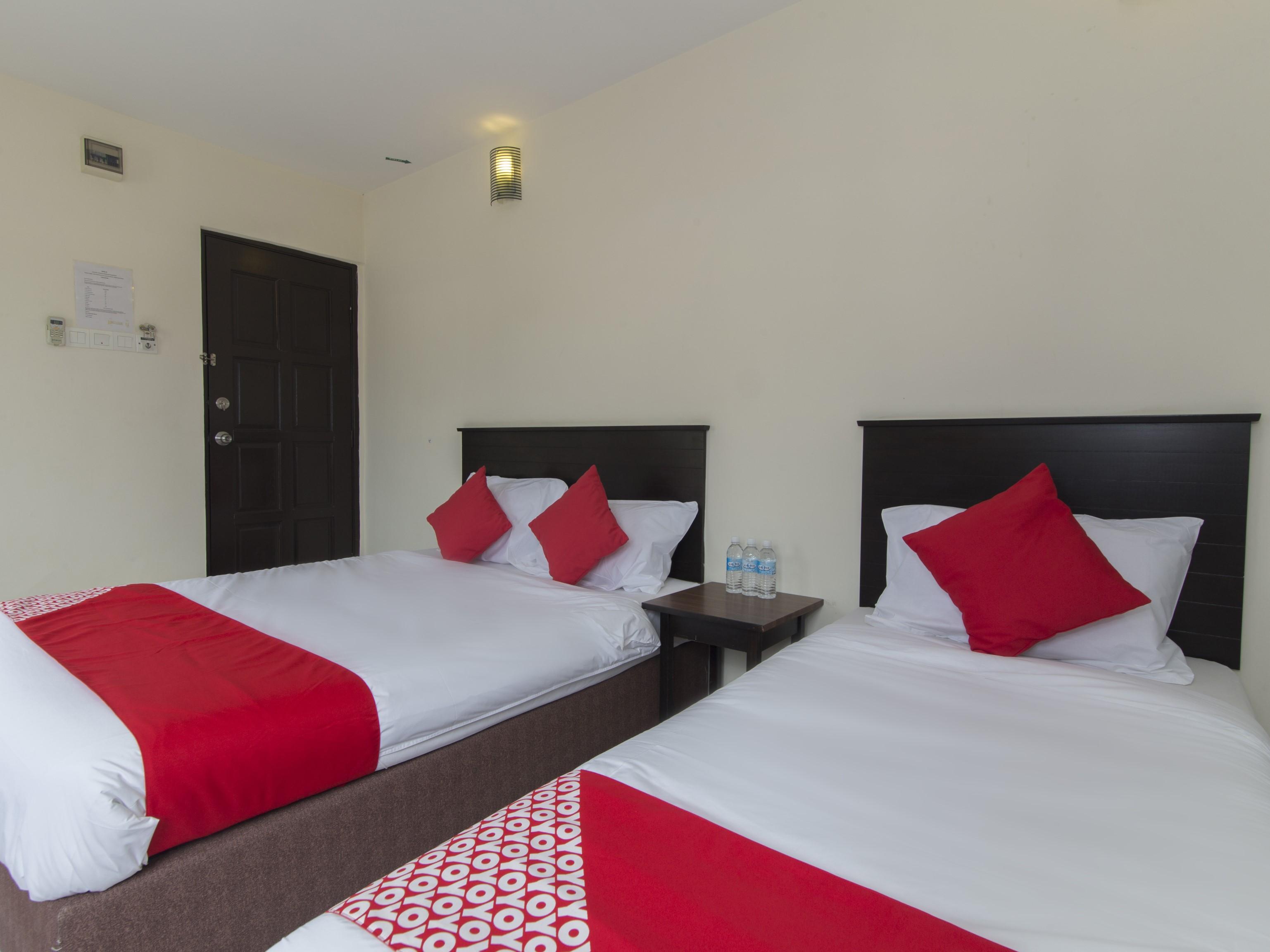 Oyo 91130 Hotel 91 Bukit Mewah Kajang Esterno foto