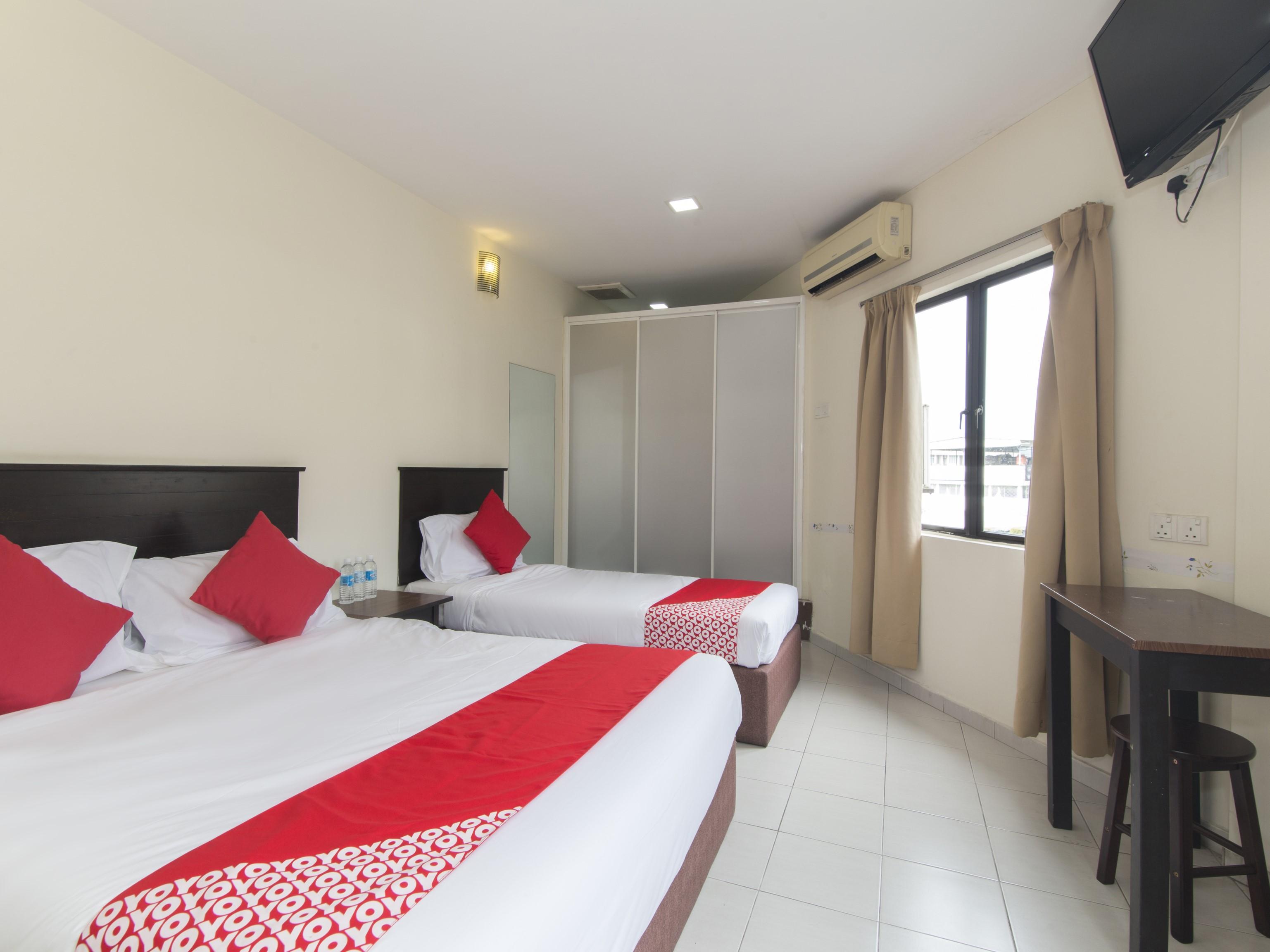 Oyo 91130 Hotel 91 Bukit Mewah Kajang Esterno foto