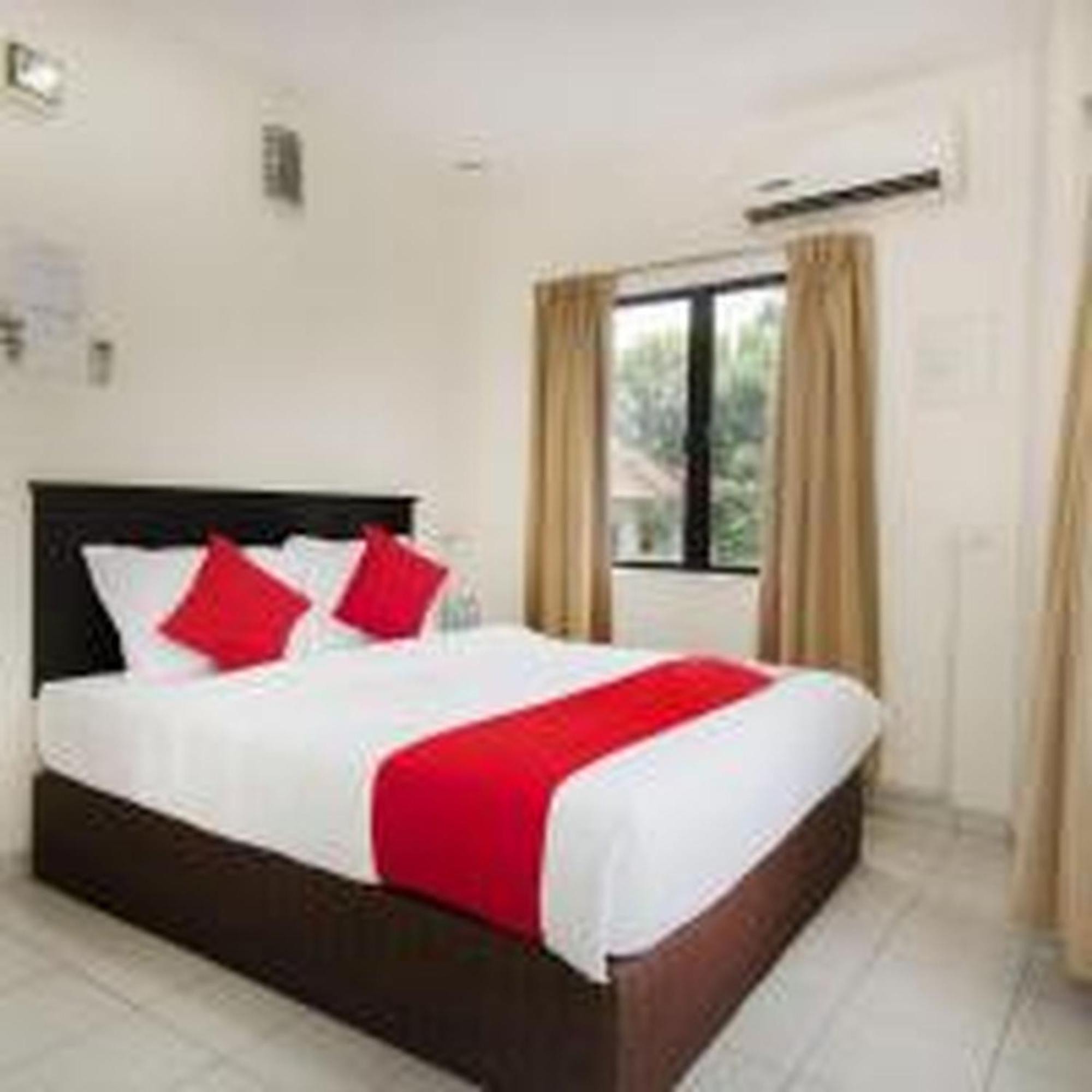 Oyo 91130 Hotel 91 Bukit Mewah Kajang Esterno foto