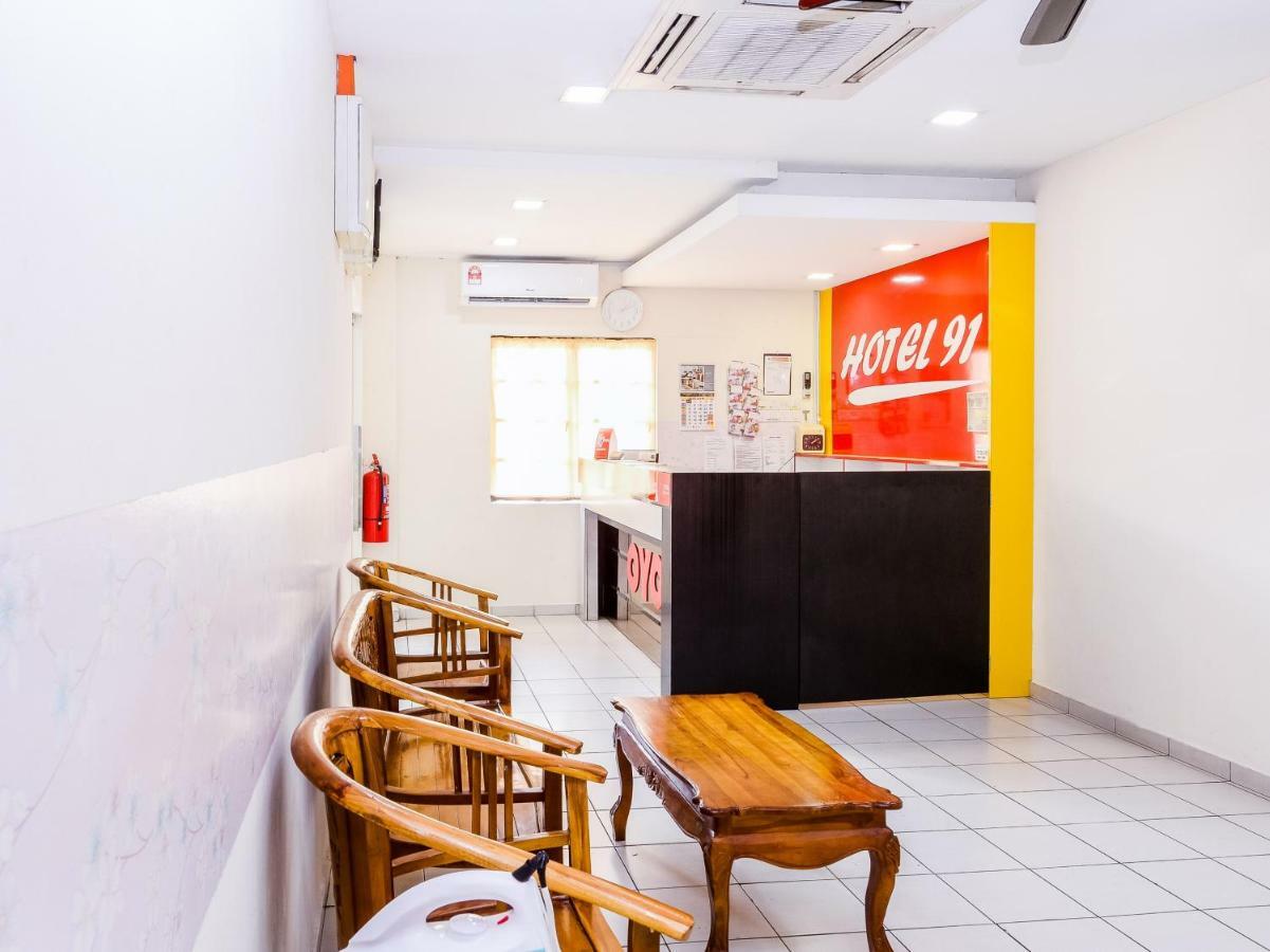 Oyo 91130 Hotel 91 Bukit Mewah Kajang Esterno foto